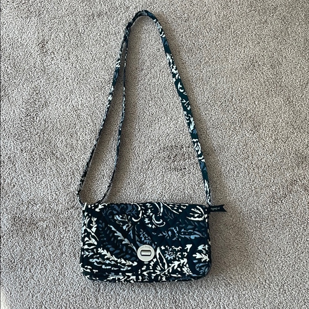 Vera Bradley Paisley Noir Crossbody Bag - Picture 1 of 8
